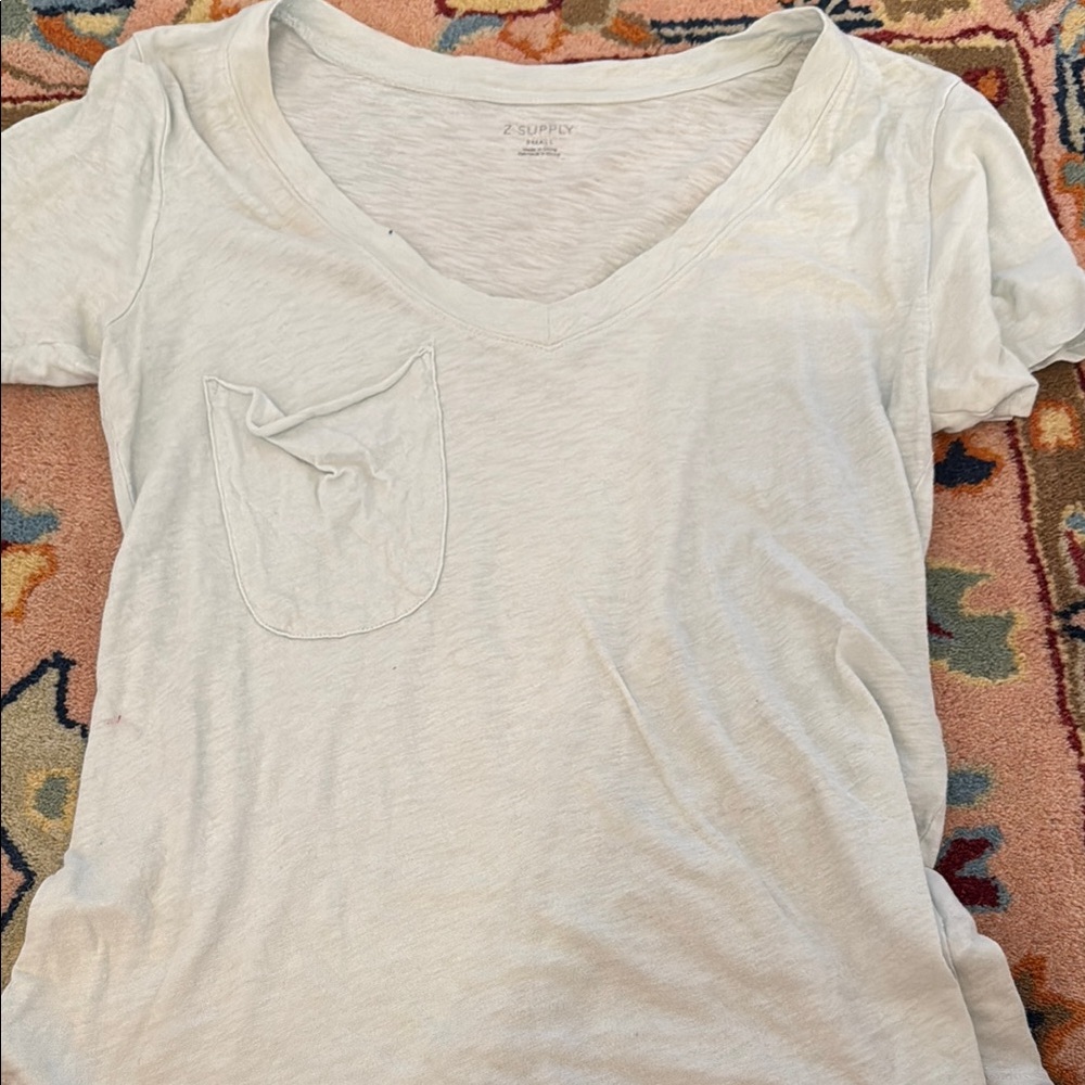 Z Supply Women's Cream V-Neck Top